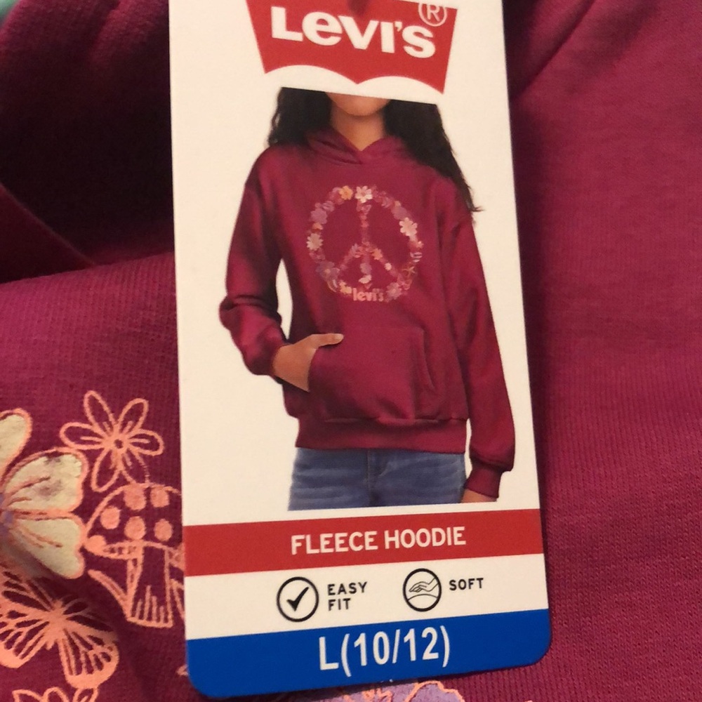 Levi's Kids Maroon Hoodie with Peace Sign (Raspberry Radiance)
10/12 - Picture 5 of 5